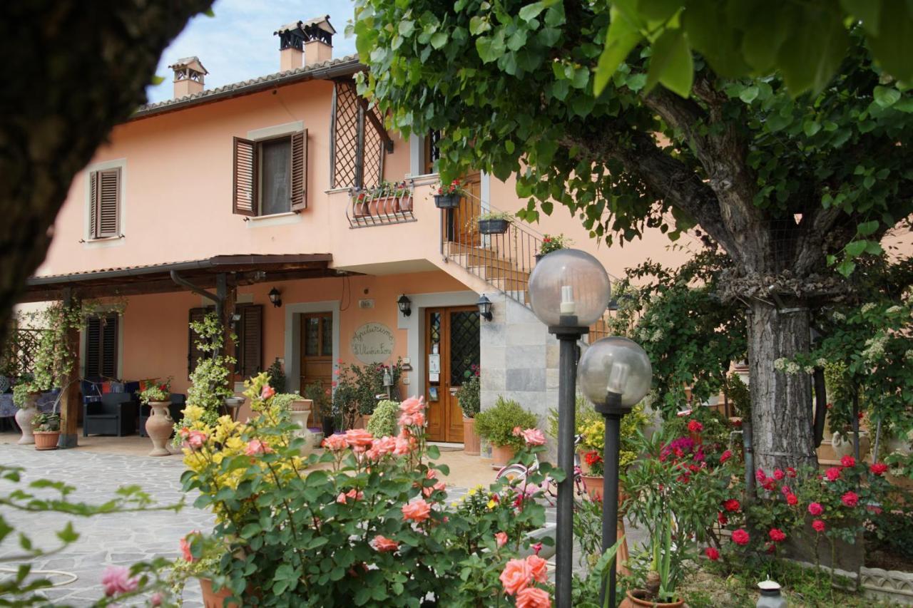 Agriturismo L'Ulivo In Fiore Spoleto Eksteriør billede